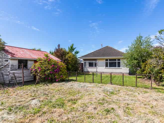 63 Coopers Road, Dallington