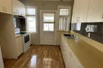 40 Lincoln Road, Hillmorton