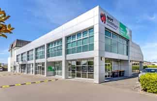 Quality Office & Warehouse Opportunity