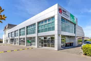 Quality Office & Warehouse Opportunity