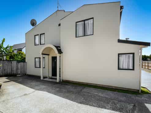 2/89 Portage Road, New Lynn