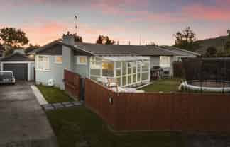 4 Sequoia Place, Maoribank