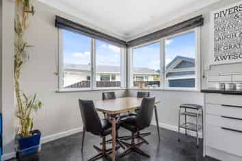 4 Sequoia Place, Maoribank