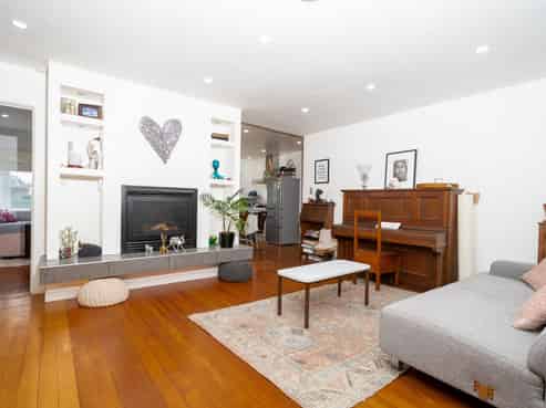 74 Forest Hill Road, Henderson