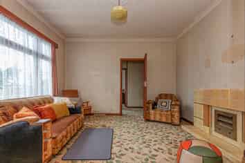 12 Kensington Road, Marton