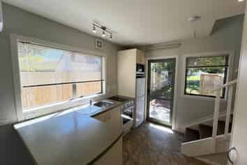 8A Lilian Place, Farm Cove