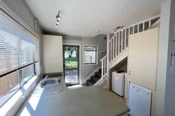 8A Lilian Place, Farm Cove