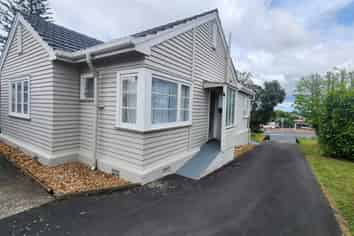 2/14 Great South Road, Manurewa