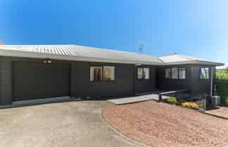 2/39 Browns Bay Road, Browns Bay