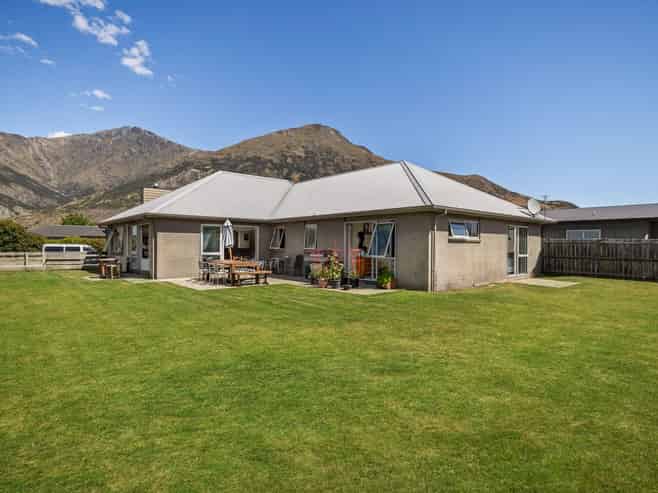 29 Lochnagar Drive, Dalefield/Wakatipu Basin