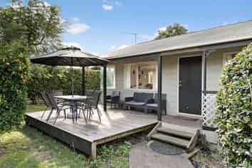 7a Coral Crescent, Panmure