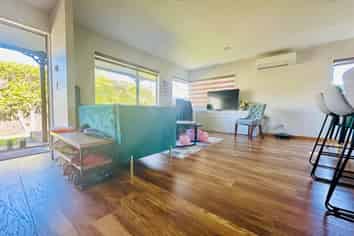 7a Coral Crescent, Panmure