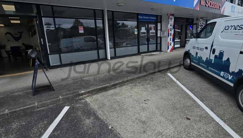 2/667 Whangaparaoa Road, Stanmore Bay