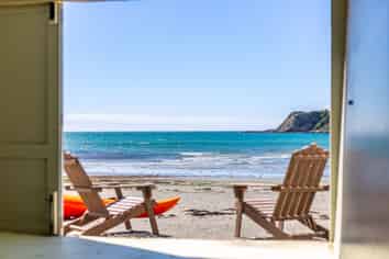 4 & 5 South Beach Road, Titahi Bay