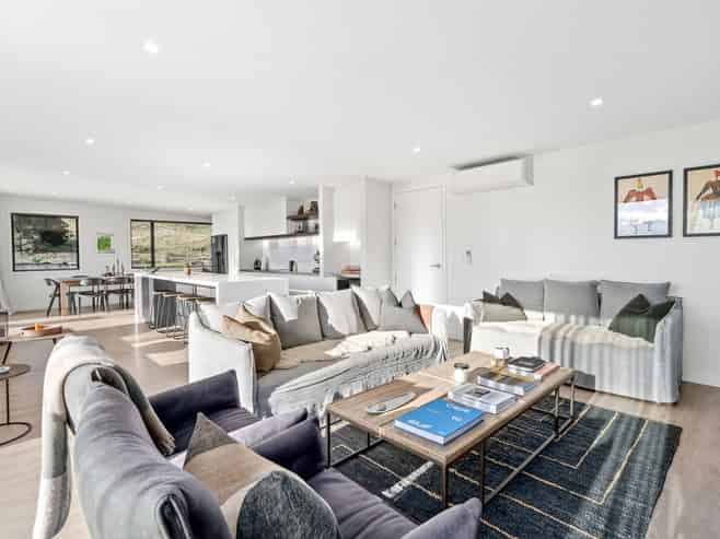 33 Kirimoko Crescent, Wanaka