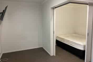 5/2 Rm A Palmerston Street, Hamilton Central