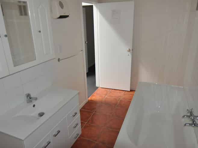 8/408 The Esplanade, Island Bay