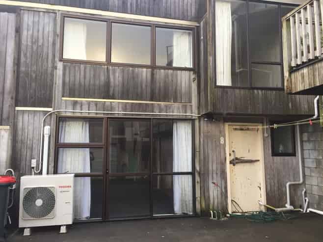 8/408 The Esplanade, Island Bay