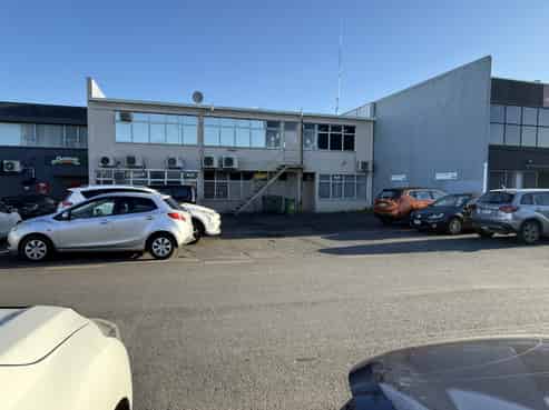 Receivership Sale: investment