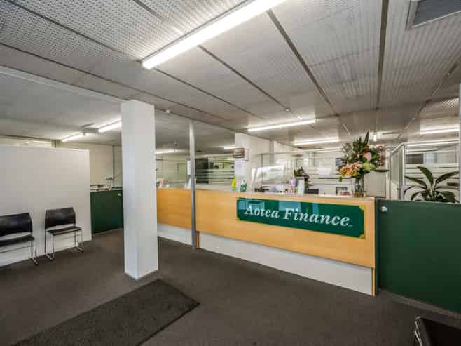 Receivership Sale: investment