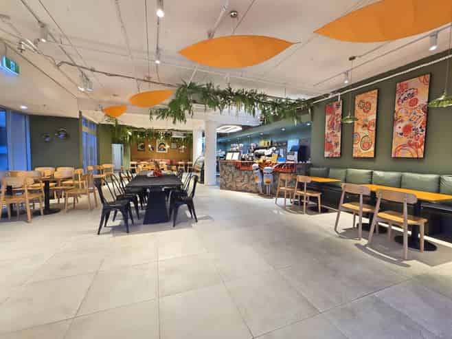 St Lukes Mega Centre - Cafe for lease