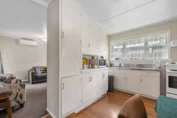 170a Sunset Road, Mangakakahi