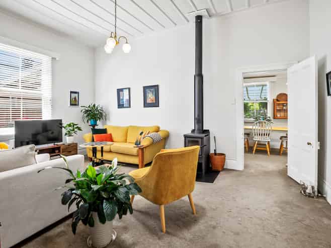 602 Cochrane Street, Thames