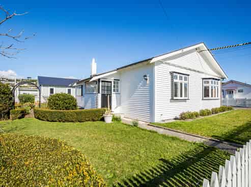 22 Torridon Road, Miramar