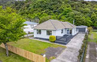 52 Lees Grove, Wainuiomata