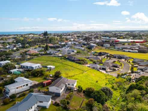 35 Pohutukawa Place, Bell Block