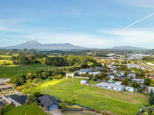 35 Pohutukawa Place, Bell Block