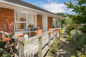 1/33 Lake Pupuke Drive, Takapuna