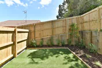 13/694-696 Whangaparaoa Road, Stanmore Bay