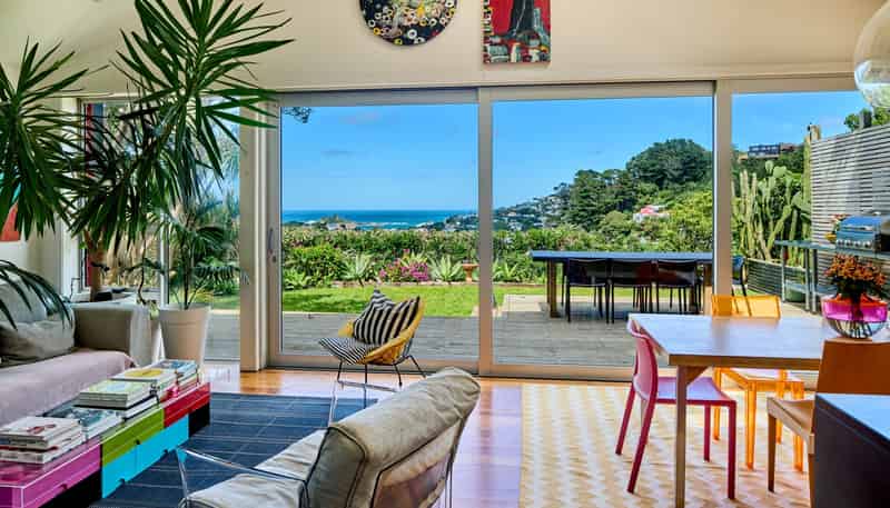 10 Travancore Street, Island Bay