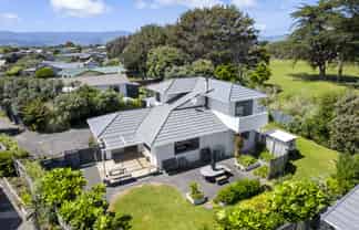 9 Caughley Place, Otaki Beach