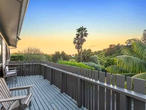 44 Kennedy Road, Surfdale