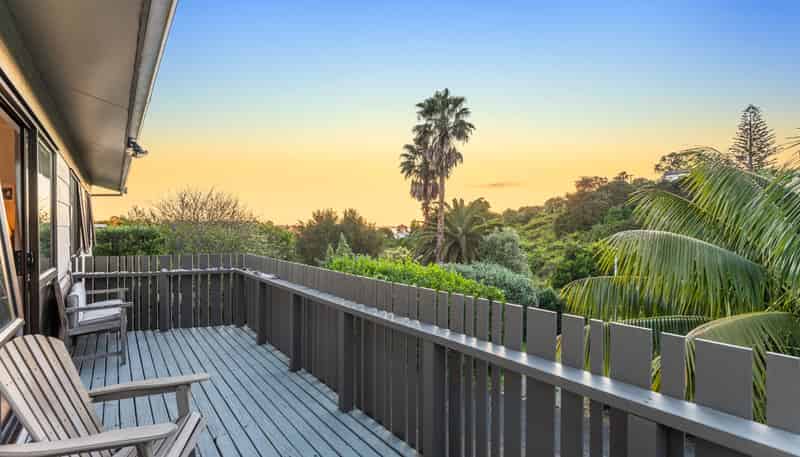 44 Kennedy Road, Surfdale