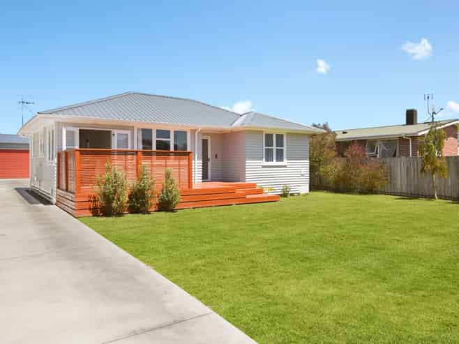 8 Aspiring Crescent, Chartwell