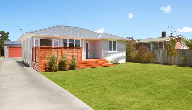 8 Aspiring Crescent, Chartwell