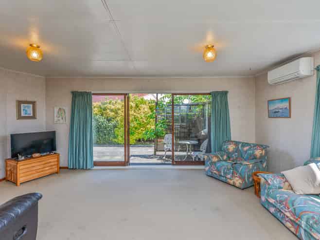 64 Michael Road, Paraparaumu Beach