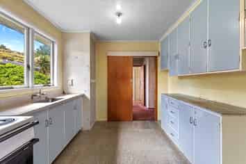 15 Lauderdale Road, Birkdale