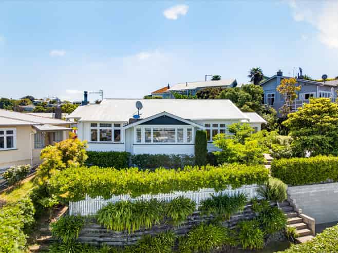 12 Guys Hill Road, Bluff Hill