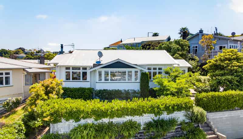 12 Guys Hill Road, Bluff Hill