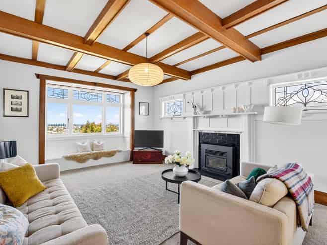 12 Guys Hill Road, Bluff Hill