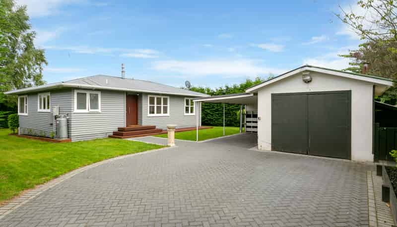 50 Te Hatepe Ave, Taupo