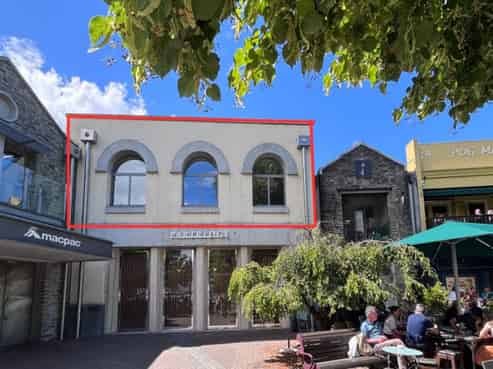 CBD Waterfront Office with views