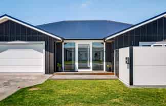 11 Whangaehu Place, Te Awa