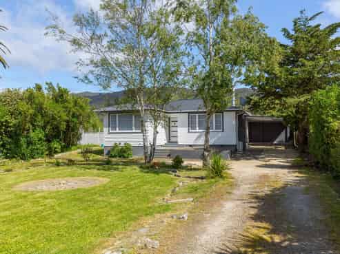 32 Bethune Street, Featherston