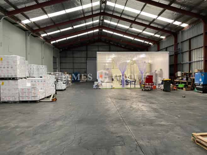 High Stud Industrial with Yard – Papakura