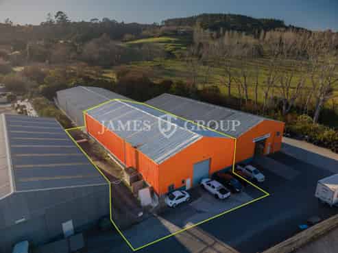 600m² High Stud Industrial with Yard!
